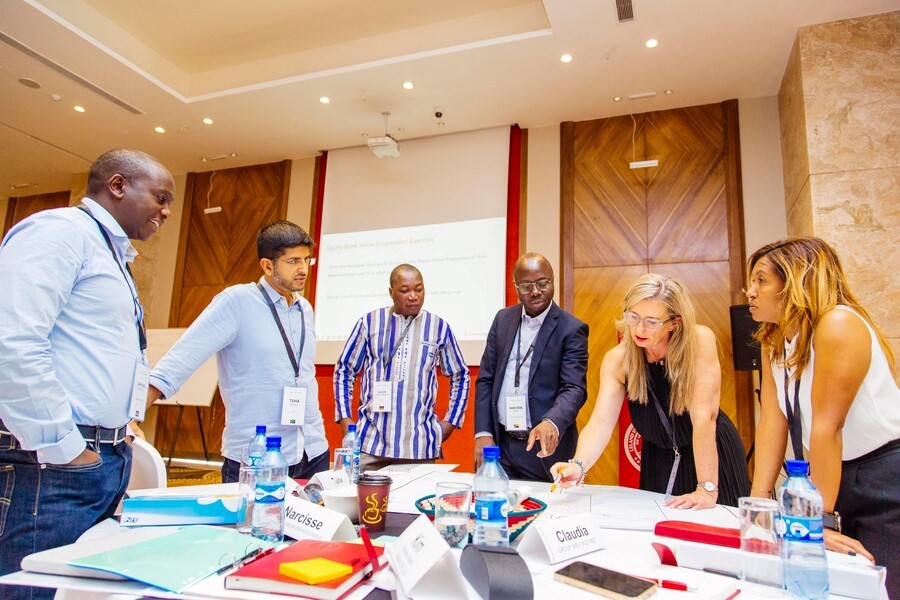 LA HOLDING BOURJON INVESTMENT S.A, PARTICIPE AU PRESTIGIEUX PROGRAMME MONDIAL DE DEVELOPPEMENT DES ENTREPRISES DE L’AFRIQUE ET DE L’ASIE DENOMME « STANFORD SEED TRANSFORMATION PROGRAM »